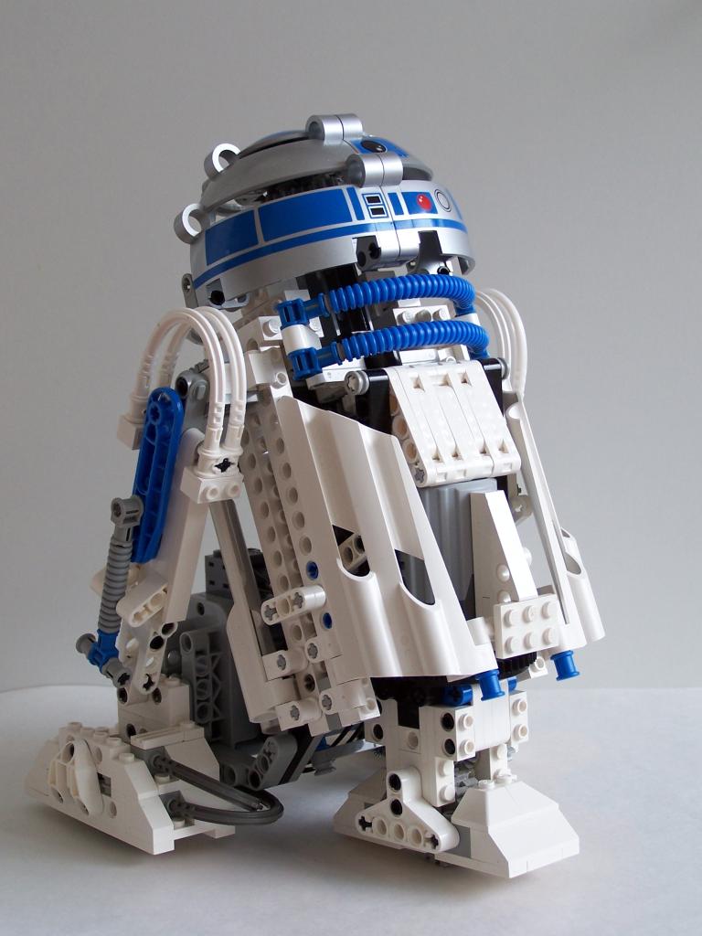 r2d2-001.jpg