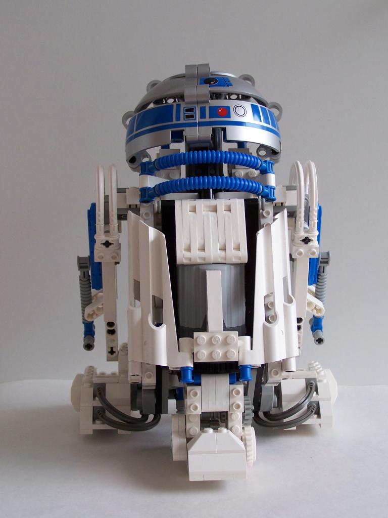 r2d2-002.jpg