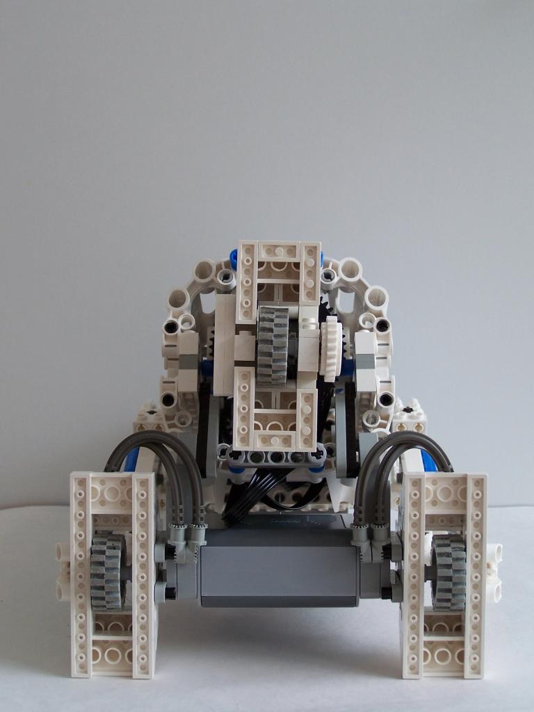 r2d2-010.jpg