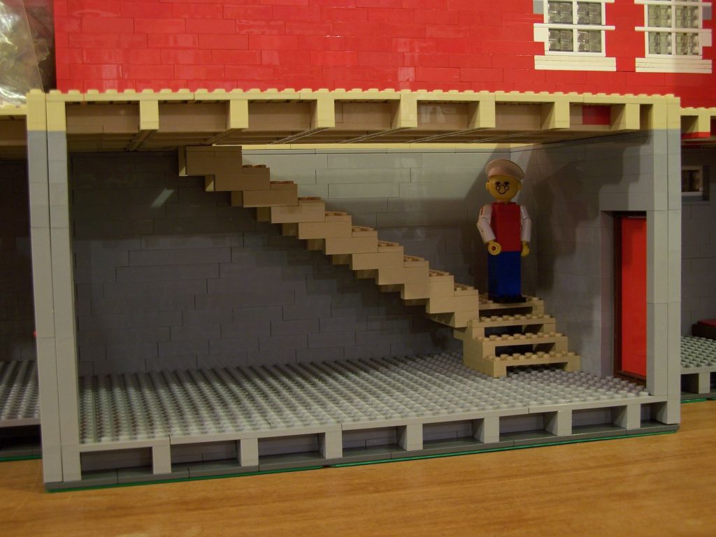 maxifig-dollhouse-progress-061.jpg
