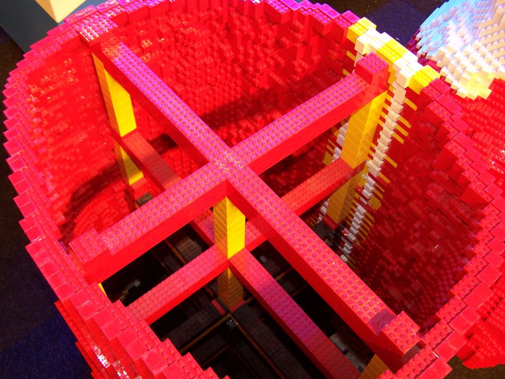 lego-world-2007-setting_up-040.jpg
