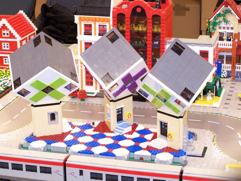 lego-world-2007-setting_up-099.jpg