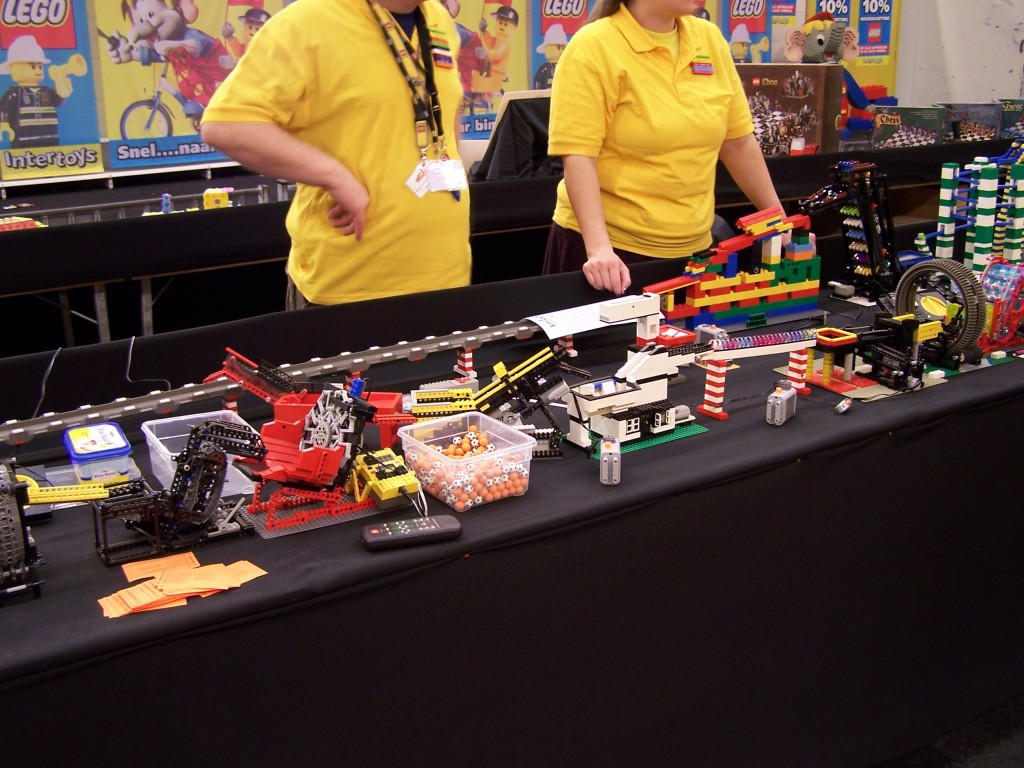 lego-world-2008-100.jpg