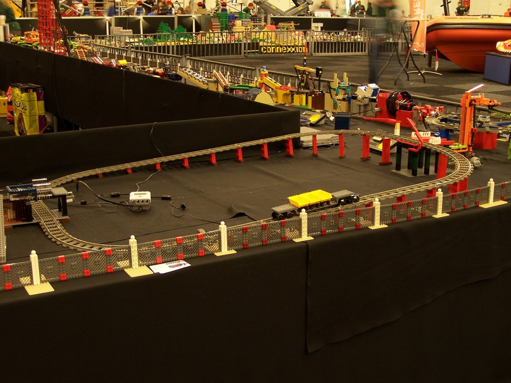 lego-world-2009-340-moc-gbc.jpg