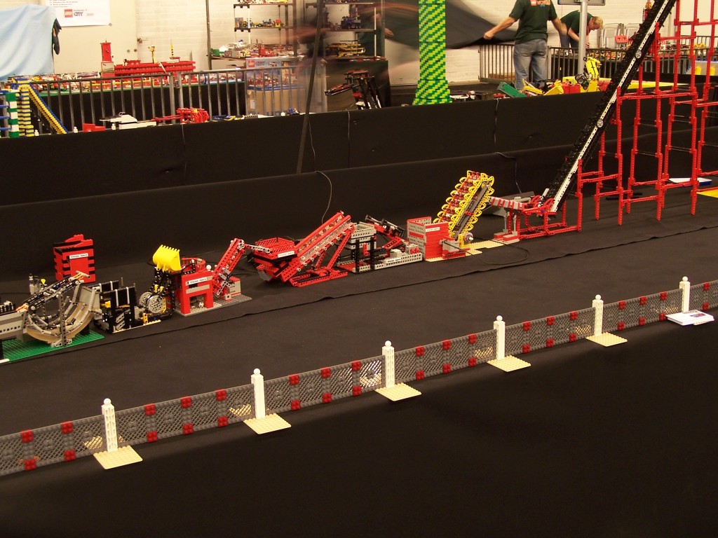 lego-world-2009-346-moc-gbc.jpg