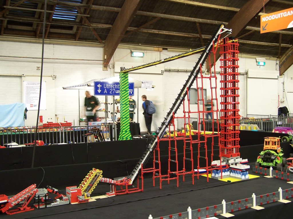 lego-world-2009-347-moc-gbc.jpg