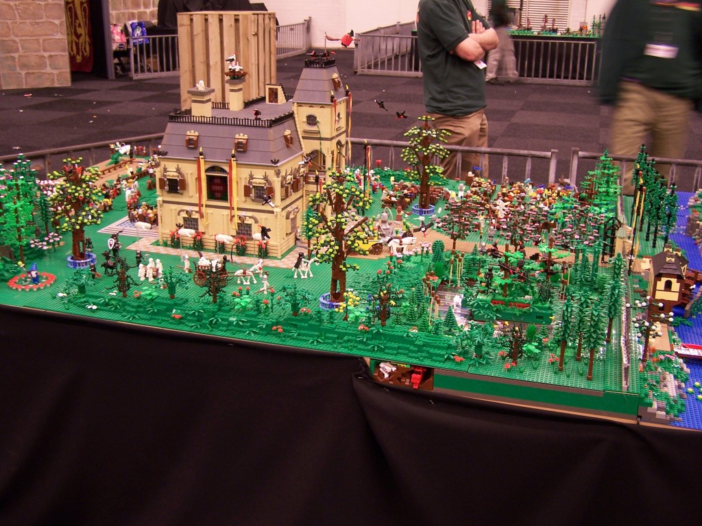 lego-world-2009-284-moc-castle.jpg