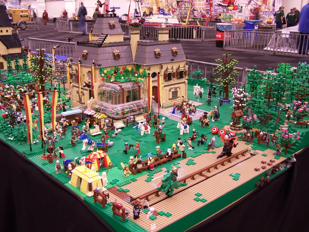 lego-world-2009-285-moc-castle.jpg