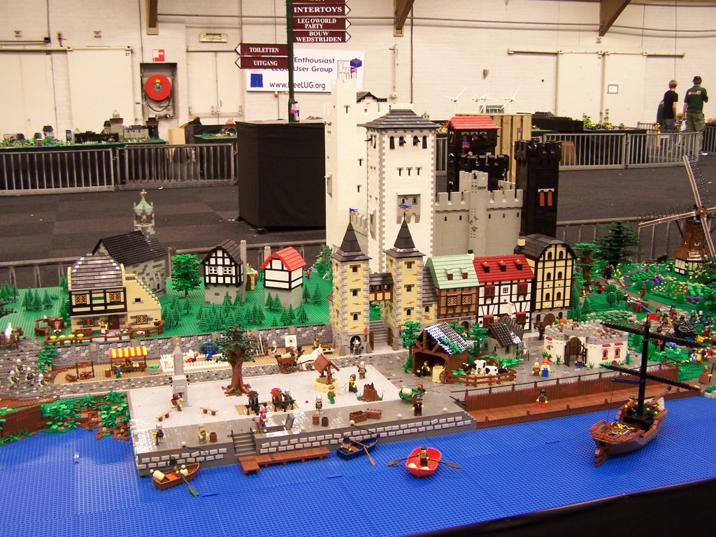 lego-world-2009-295-moc-castle.jpg