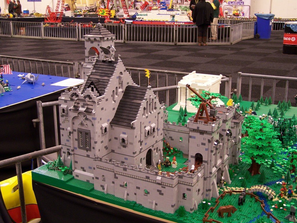 lego-world-2009-321-moc-castle.jpg