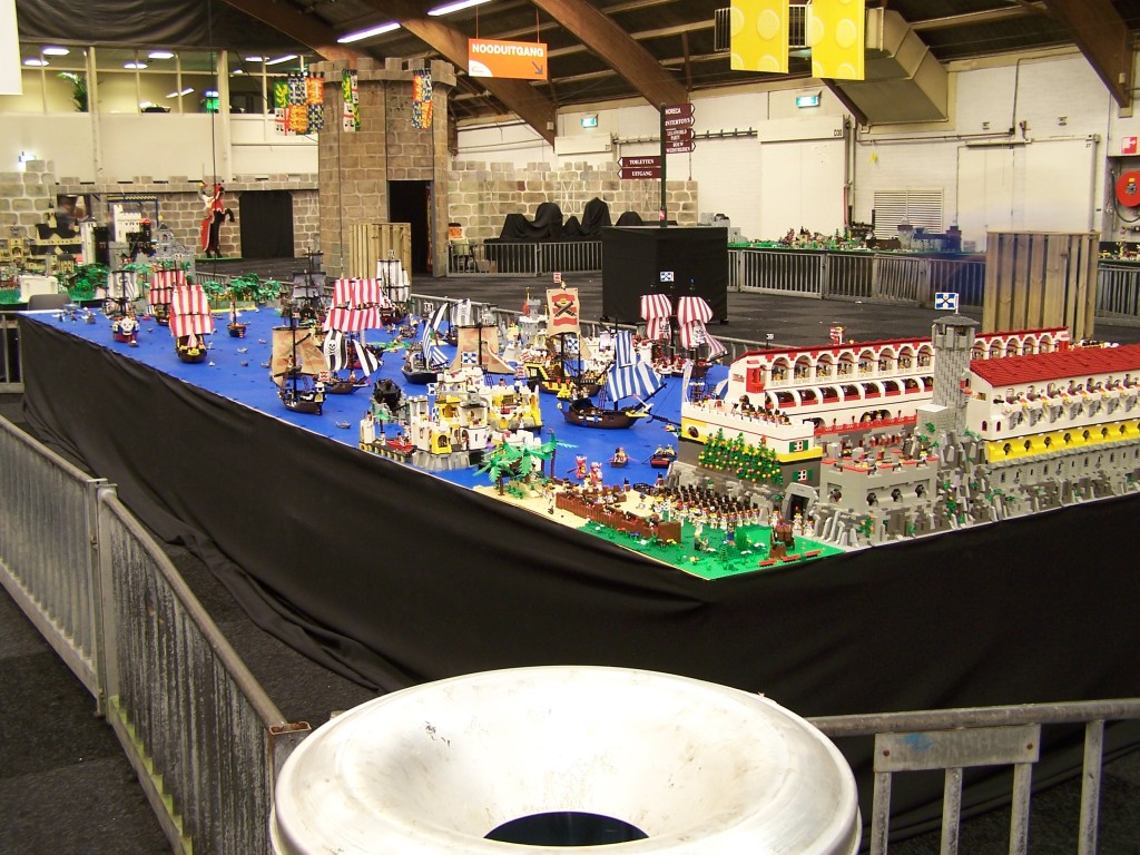 lego-world-2009-405-moc-pirates.jpg