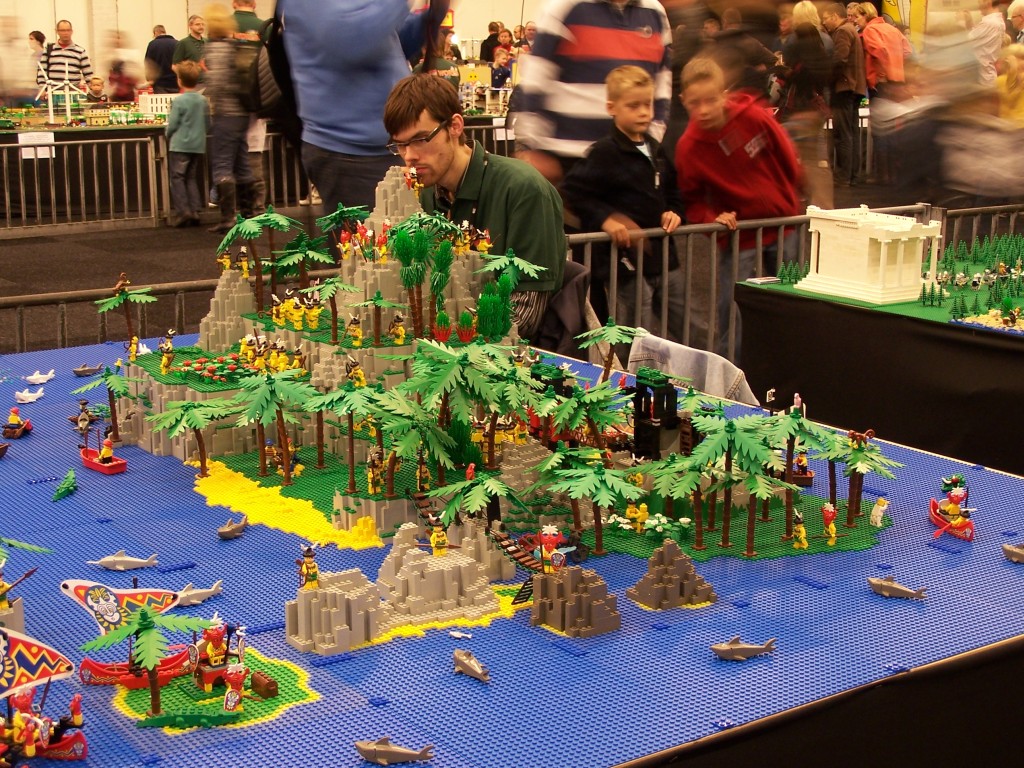 lego-world-2009-418-moc-pirates.jpg