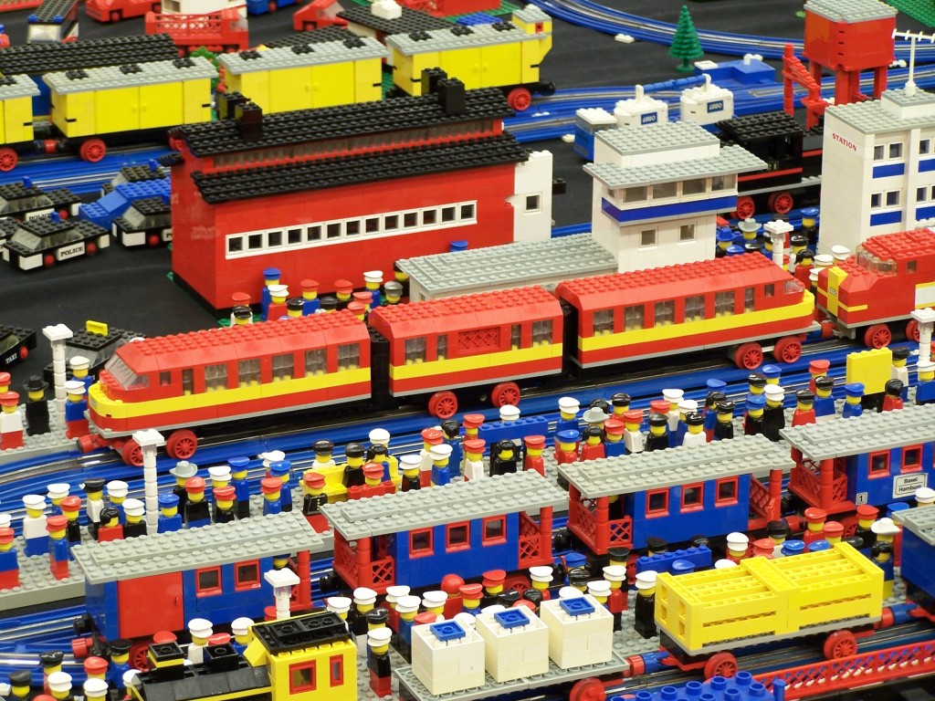 lego-world-2009-427-moc-trains-niels.jpg