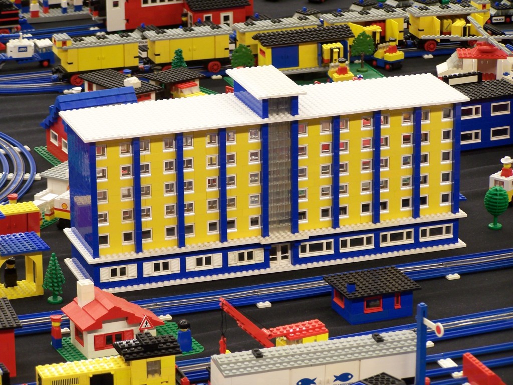 lego-world-2009-434-moc-trains-niels.jpg