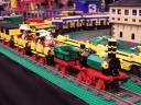 lego-world-2009-491-moc-trains.jpg