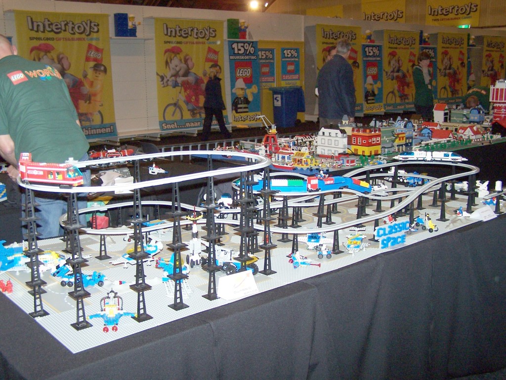 lego-world-2009-080-moc.jpg