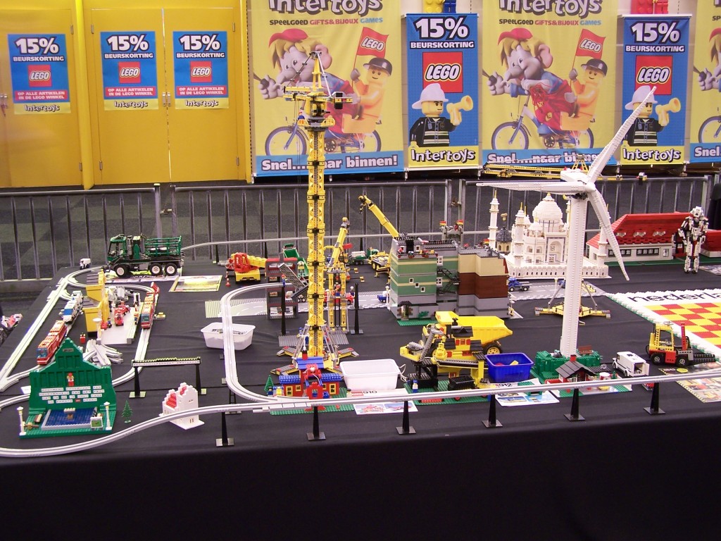 lego-world-2009-082-moc.jpg