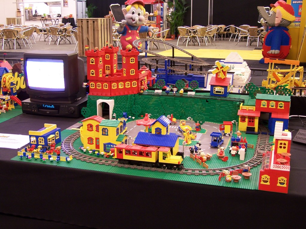 lego-world-2009-087-moc.jpg