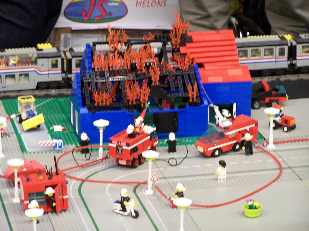 lego-world-2009-104-moc.jpg