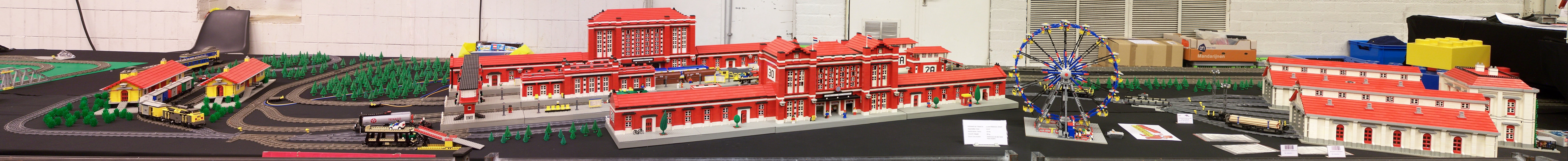 lego-world-2009-147-moc-panorama.jpg