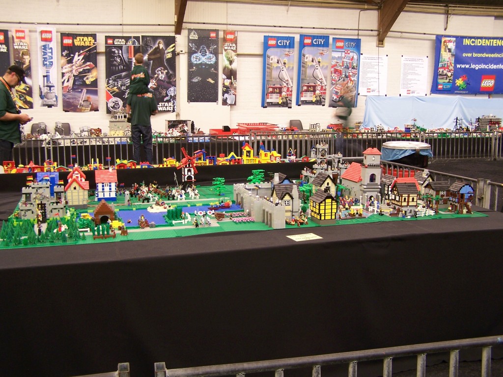 lego-world-2009-156-moc.jpg