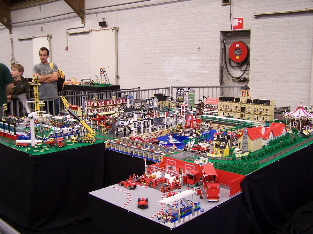 lego-world-2009-278-moc.jpg