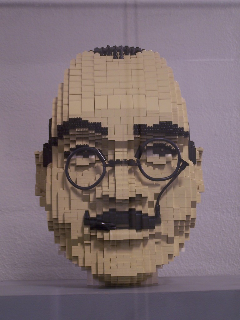 lego-world-2009-462-heads.jpg
