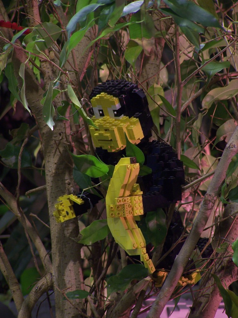 lego-world-2009-482-indiana-jones.jpg