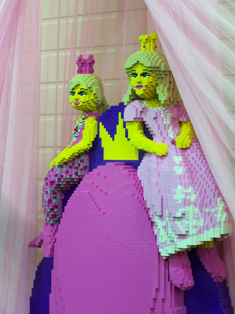 lego-world-2009-529-other-models.jpg