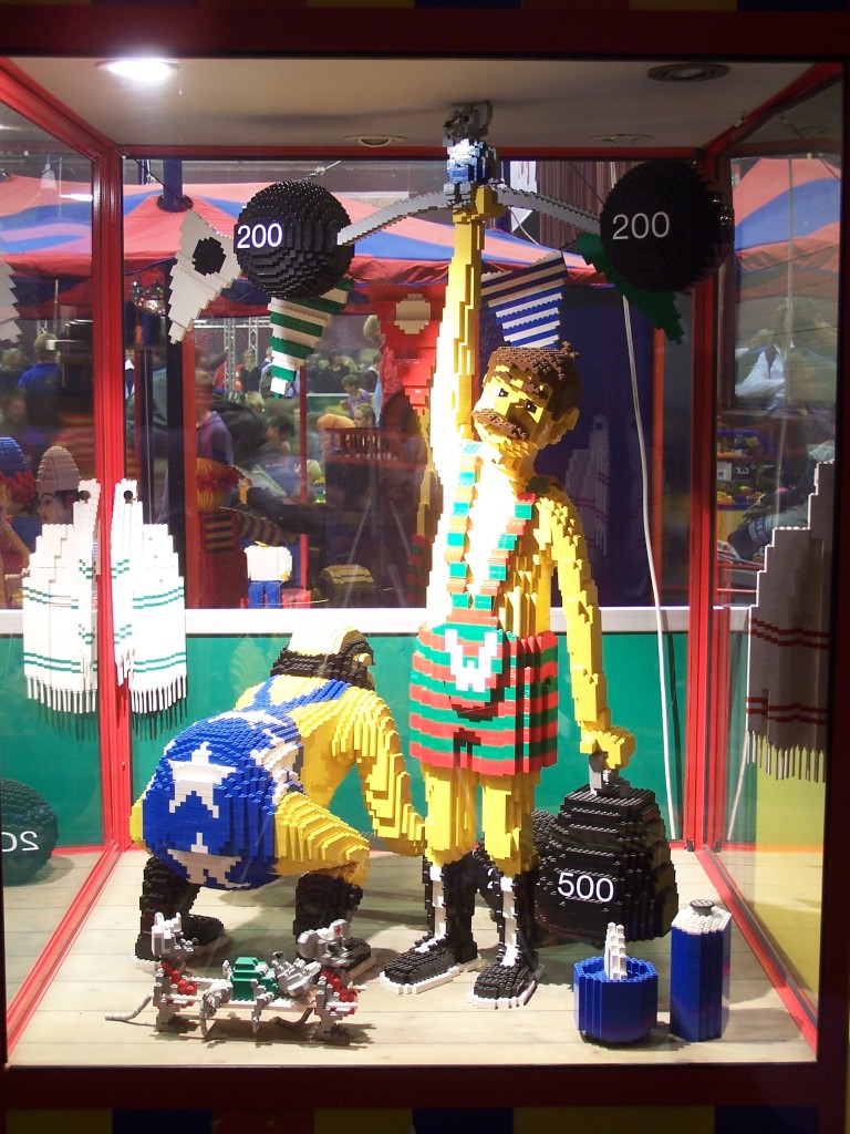 lego-world-2009-549-other-models.jpg