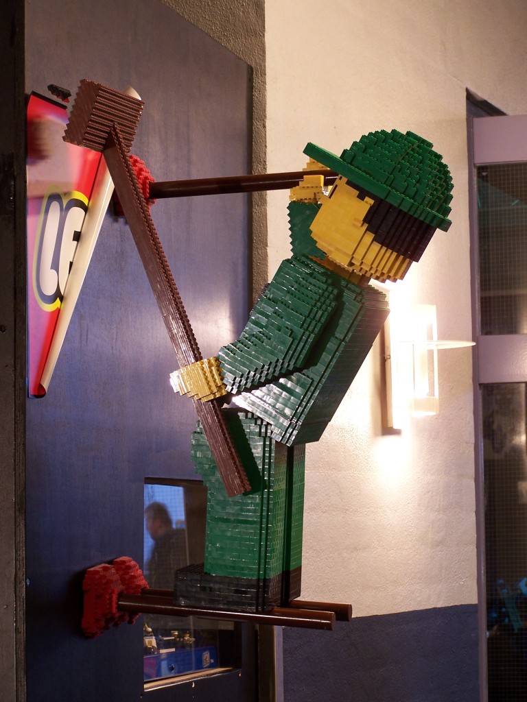 lego-world-2009-564-other-models.jpg