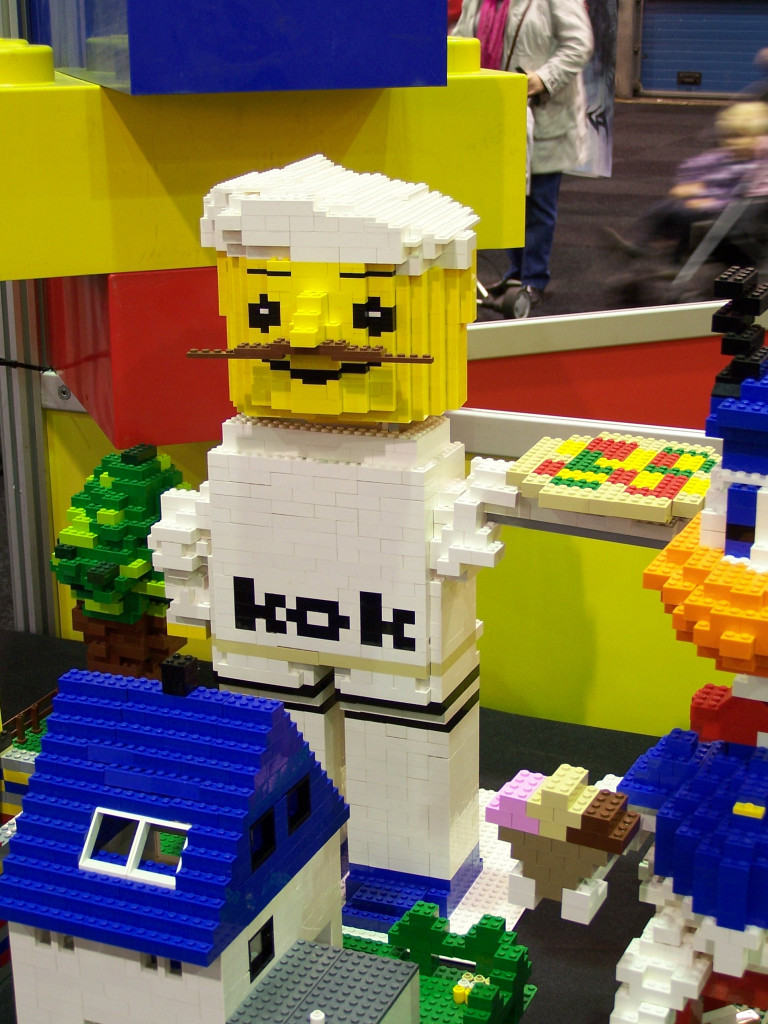 lego-world-2010-buildcorner-015.jpg