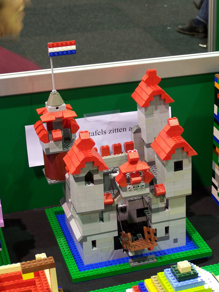 lego-world-2010-buildcorner-020.jpg