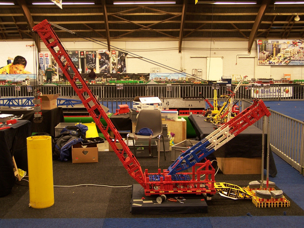 lego-world-2010-cranes-001.jpg