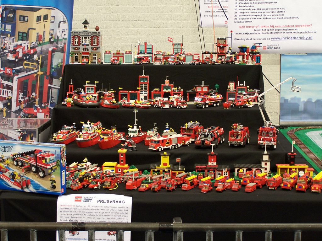lego-world-2010-fire-department-001.jpg