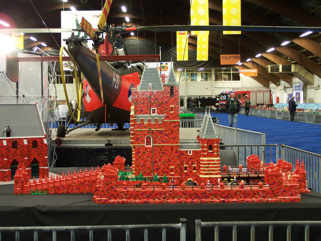 lego-world-2010-large-buildings-005.jpg