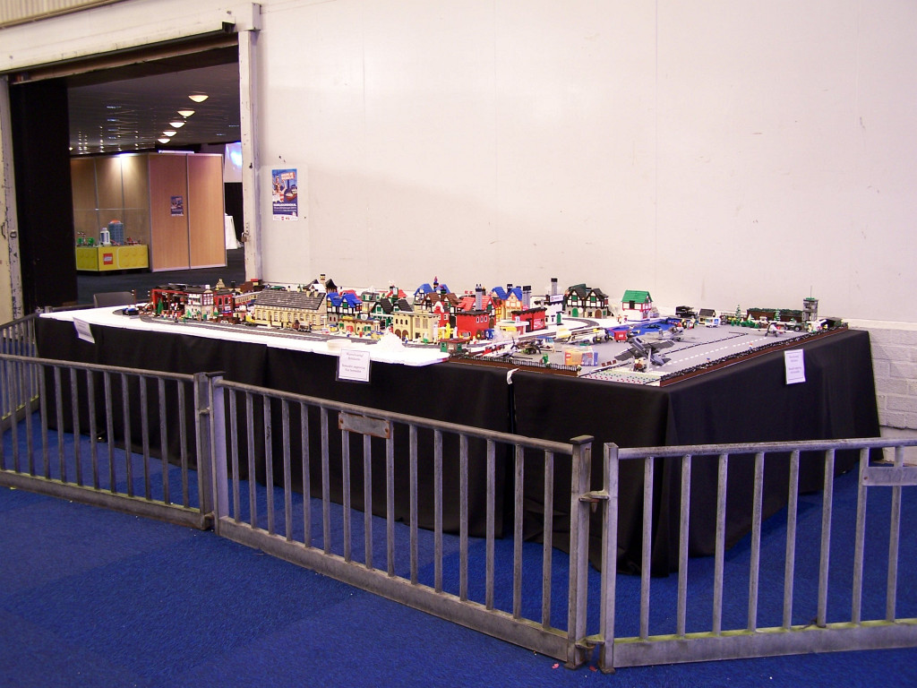 lego-world-2010-sticker-city-001.jpg