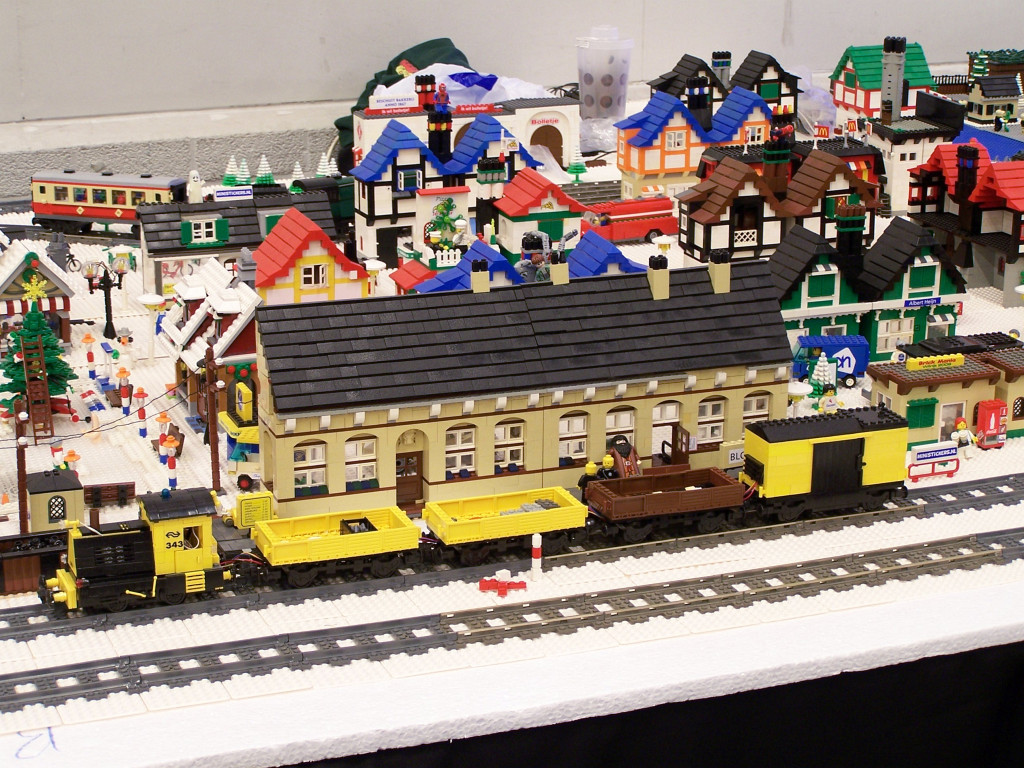 lego-world-2010-sticker-city-003.jpg