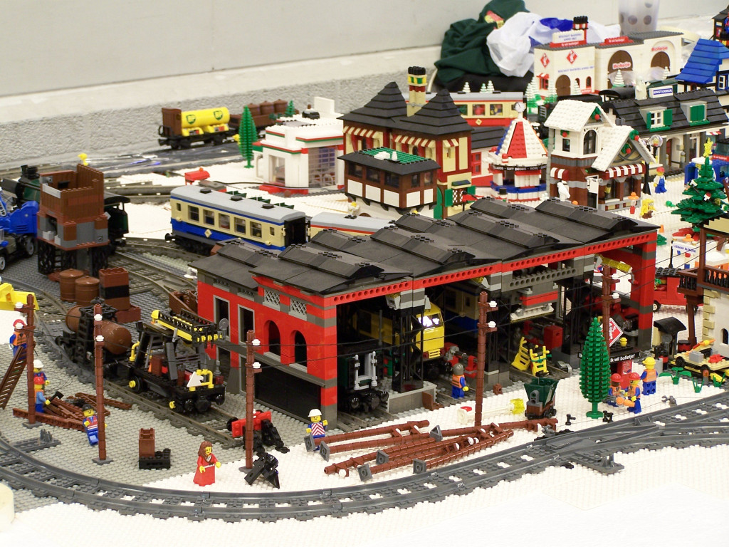 lego-world-2010-sticker-city-004.jpg