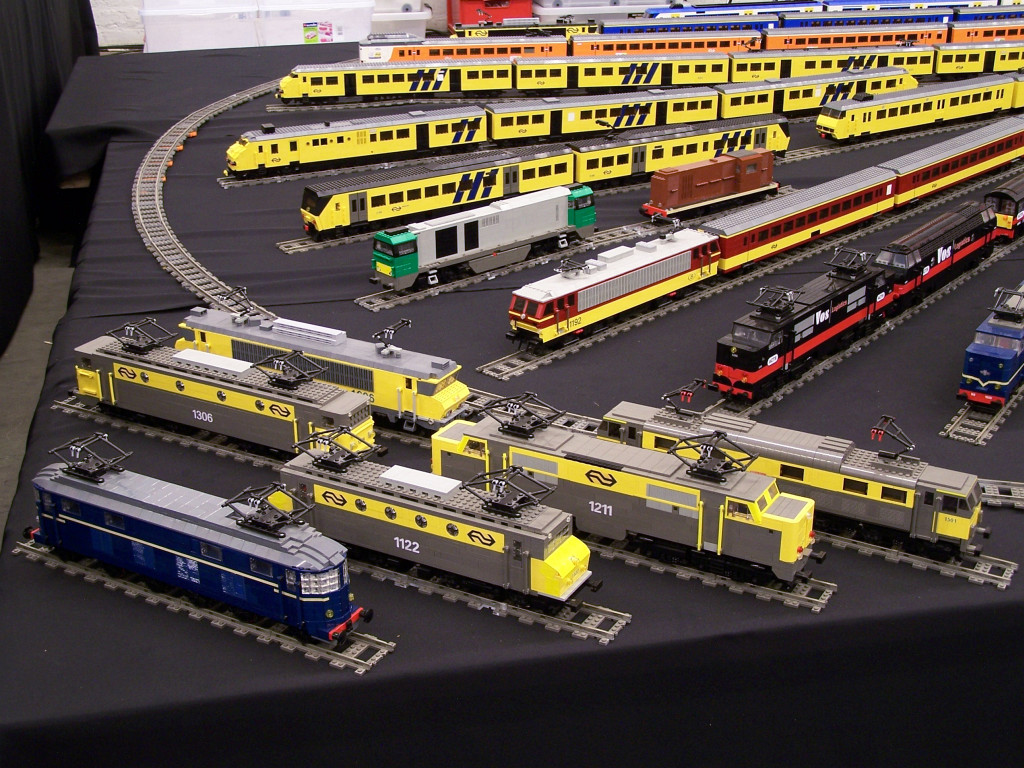 lego-world-2010-trains-007.jpg