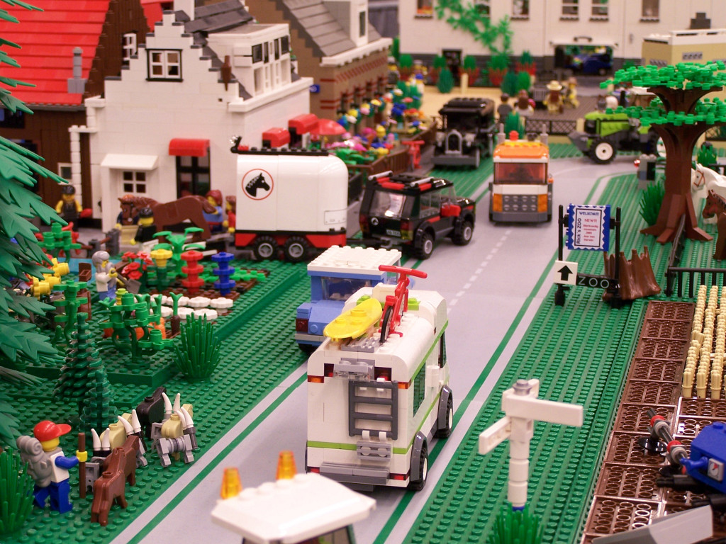 lego-world-2010-lego-world-2010-trains-dutch-layout-018.jpg