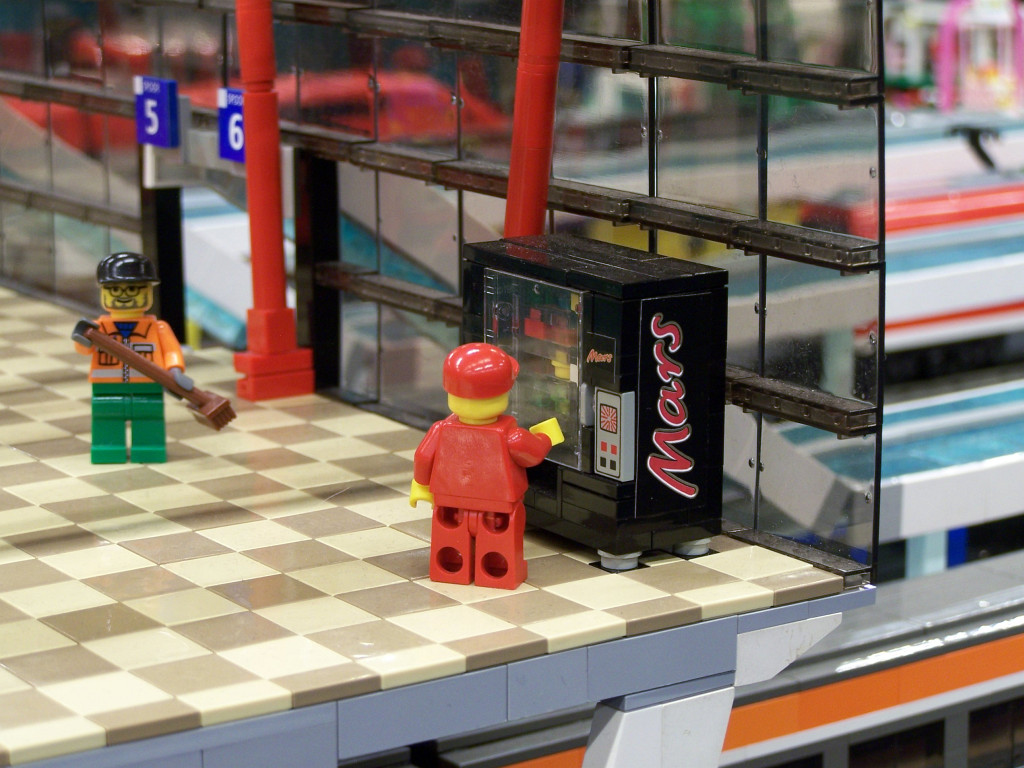 lego-world-2010-lego-world-2010-trains-dutch-layout-041.jpg