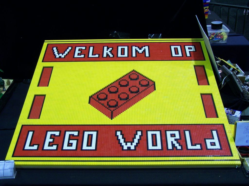 legoworld2012-001.jpg