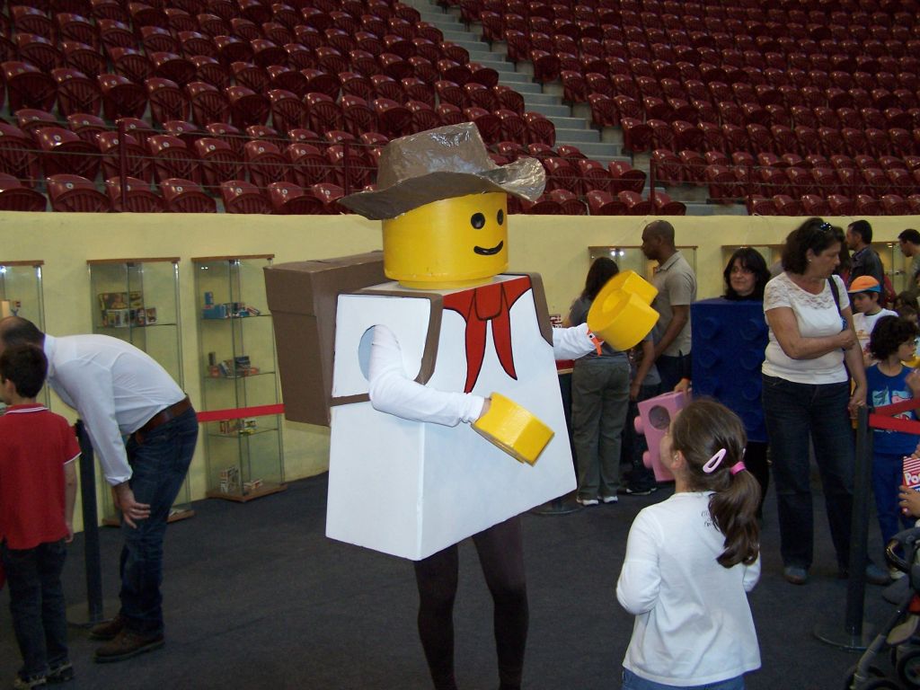 minifig-costumes-011.jpg