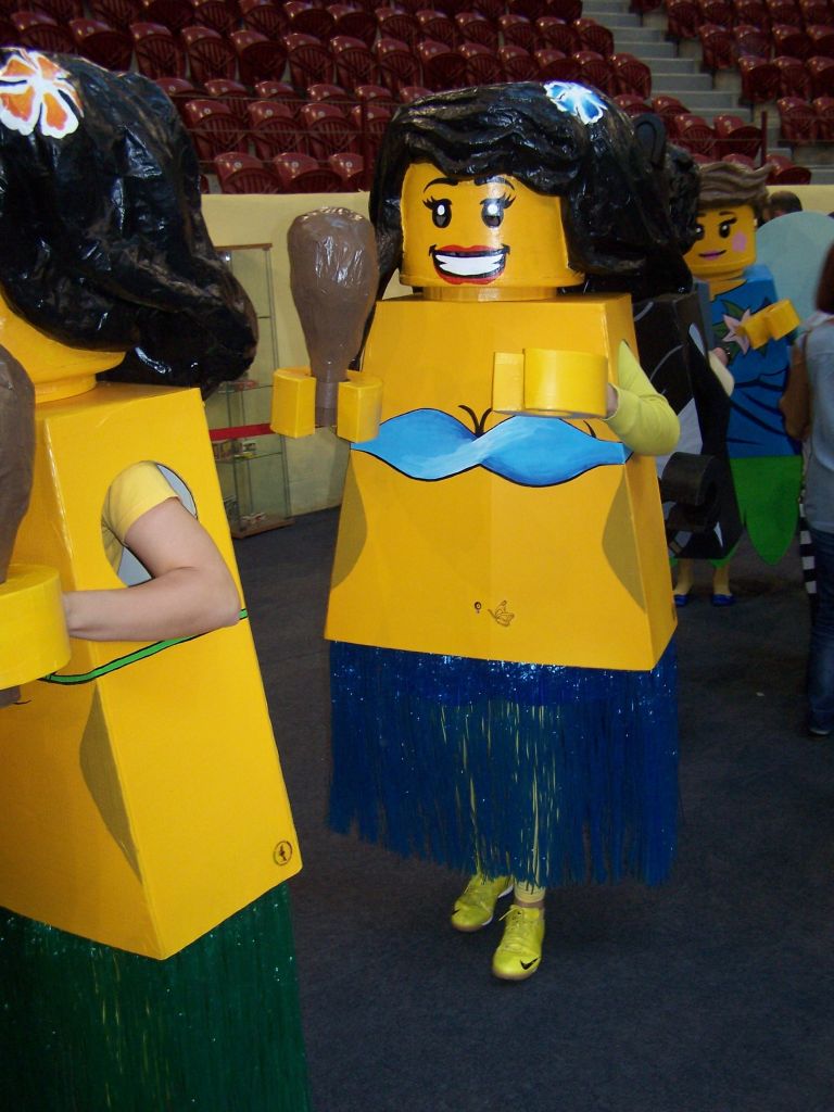 minifig-costumes-017.jpg