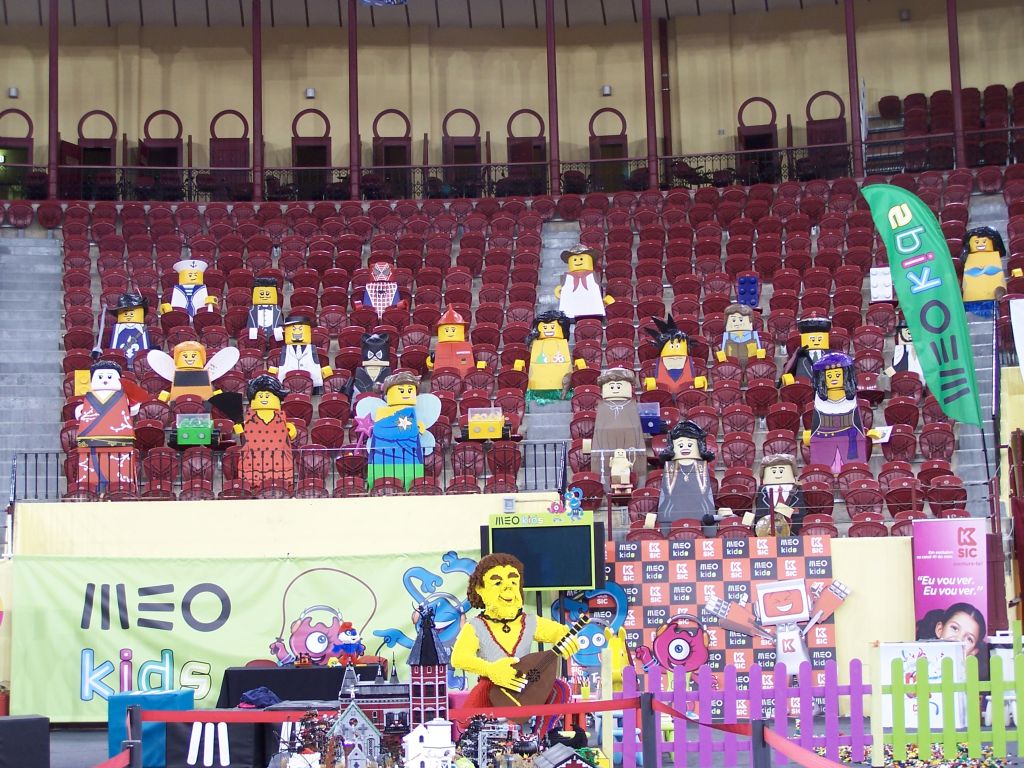 minifig-costumes-037.jpg
