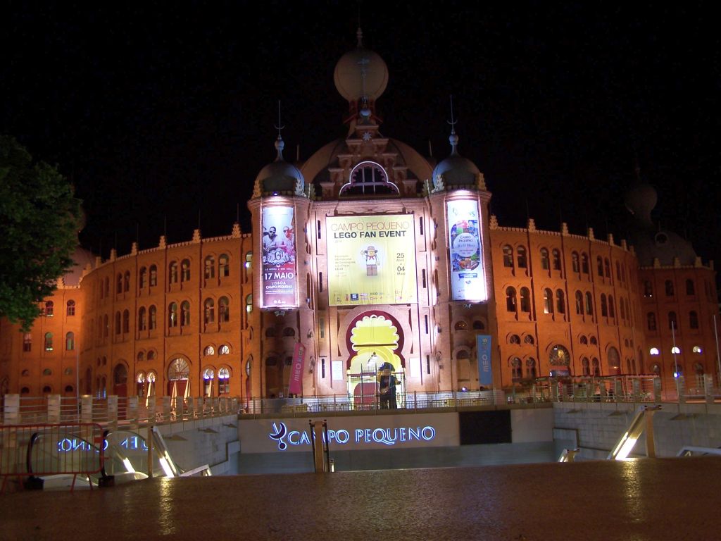 003-campo-pequeno-by-night.jpg