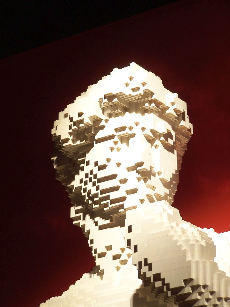 2014-05-28-the-art-of-the-brick-amsterdam-050.jpg