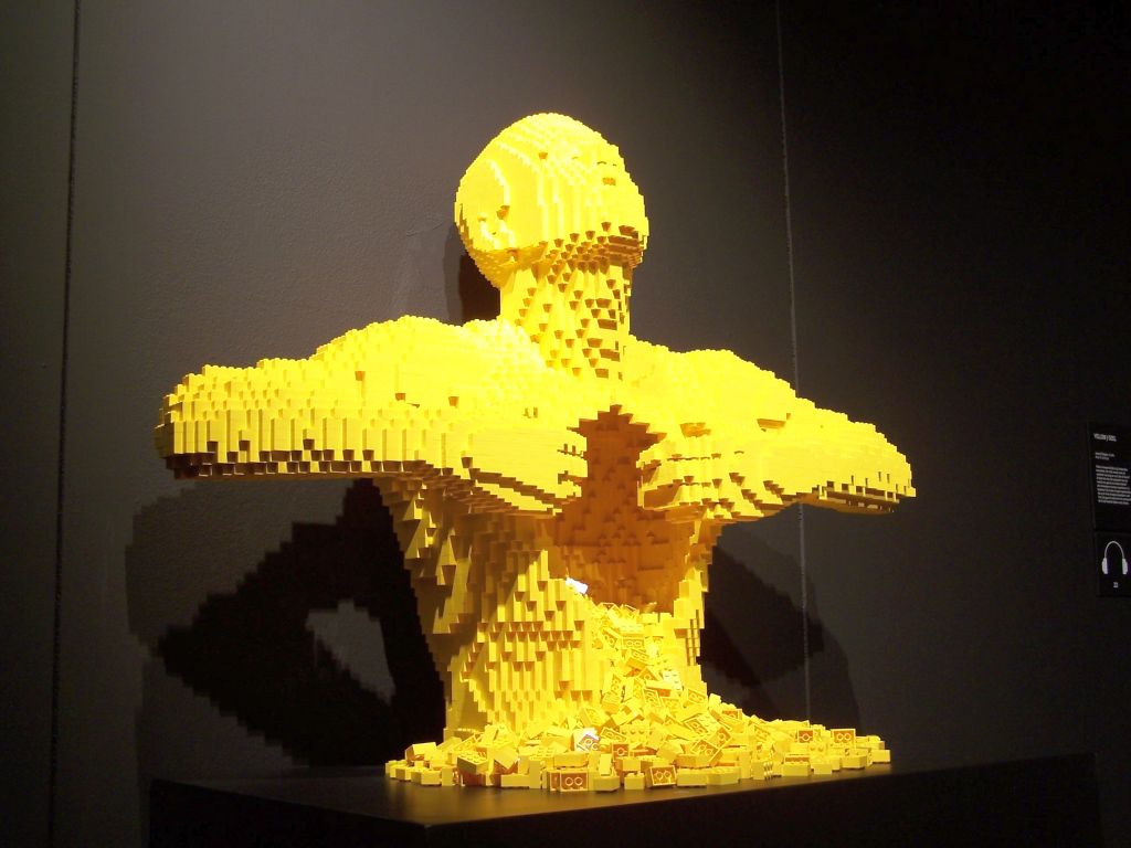 2014-05-28-the-art-of-the-brick-amsterdam-065.jpg