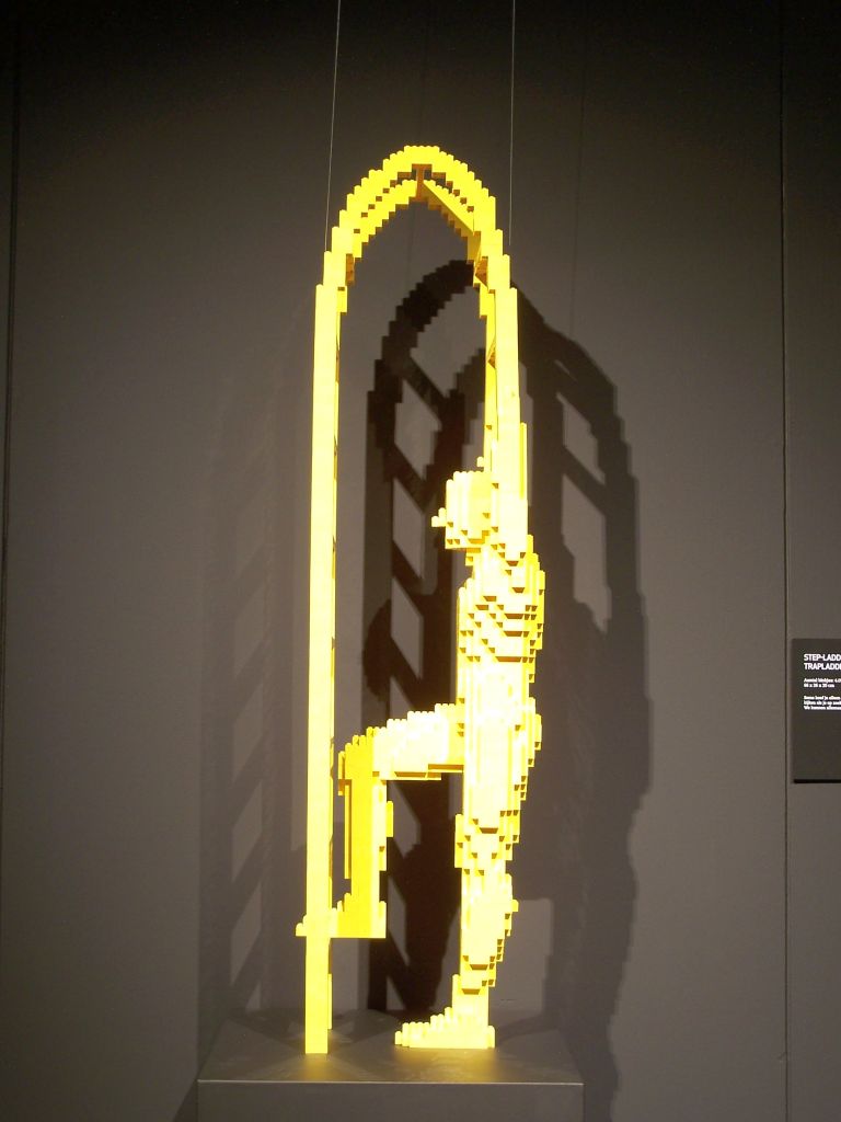 2014-05-28-the-art-of-the-brick-amsterdam-083.jpg